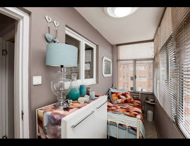 1.5 BEDROOM APARTMENT FOR SALE IN GLENWOOD